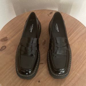 Steve Madden (Cool Planet) size 11 M, black, patent leather loafers